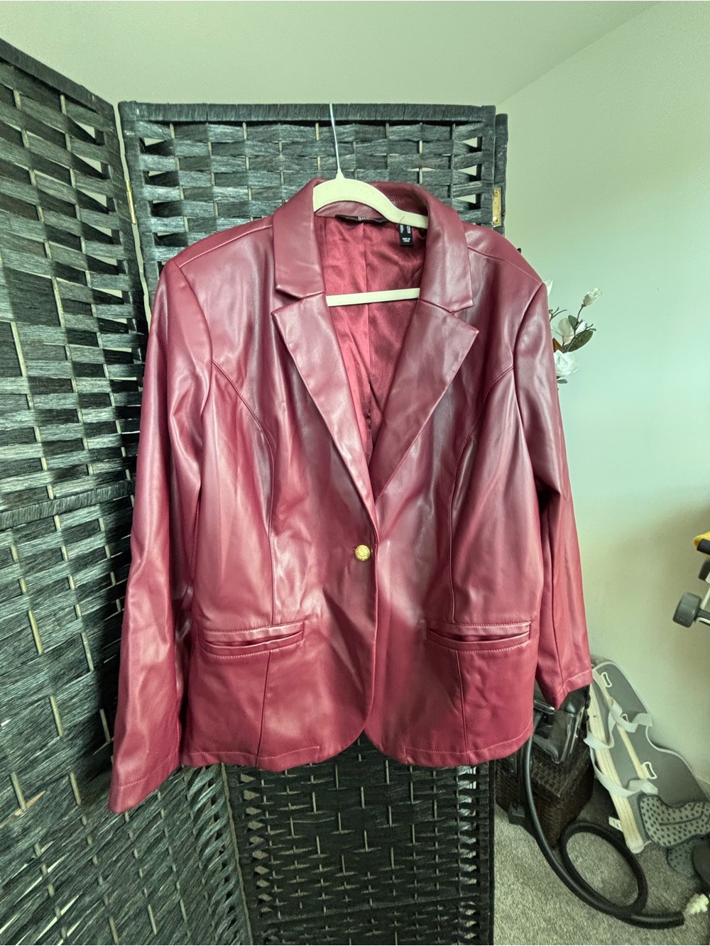 Gilli Women's Red Faux Leather Single-Button Blazer